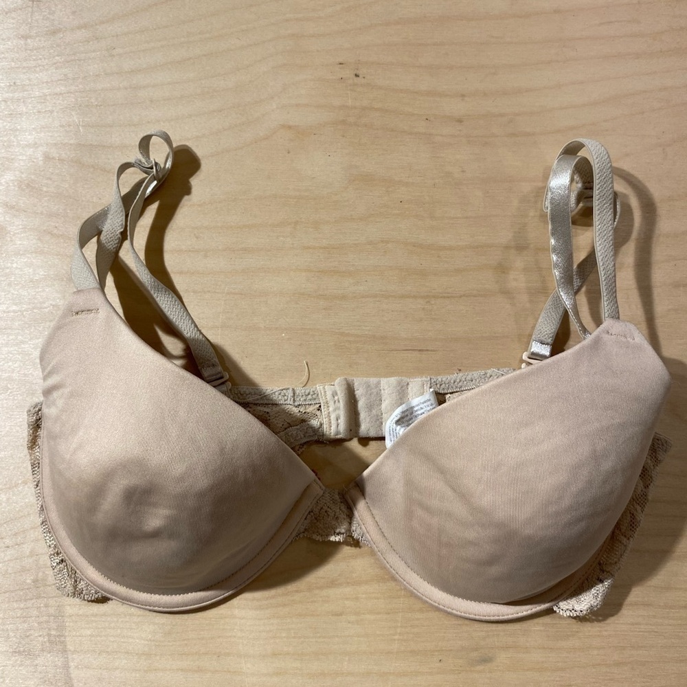 Maidenform Under Wire Bra 34C (JD)